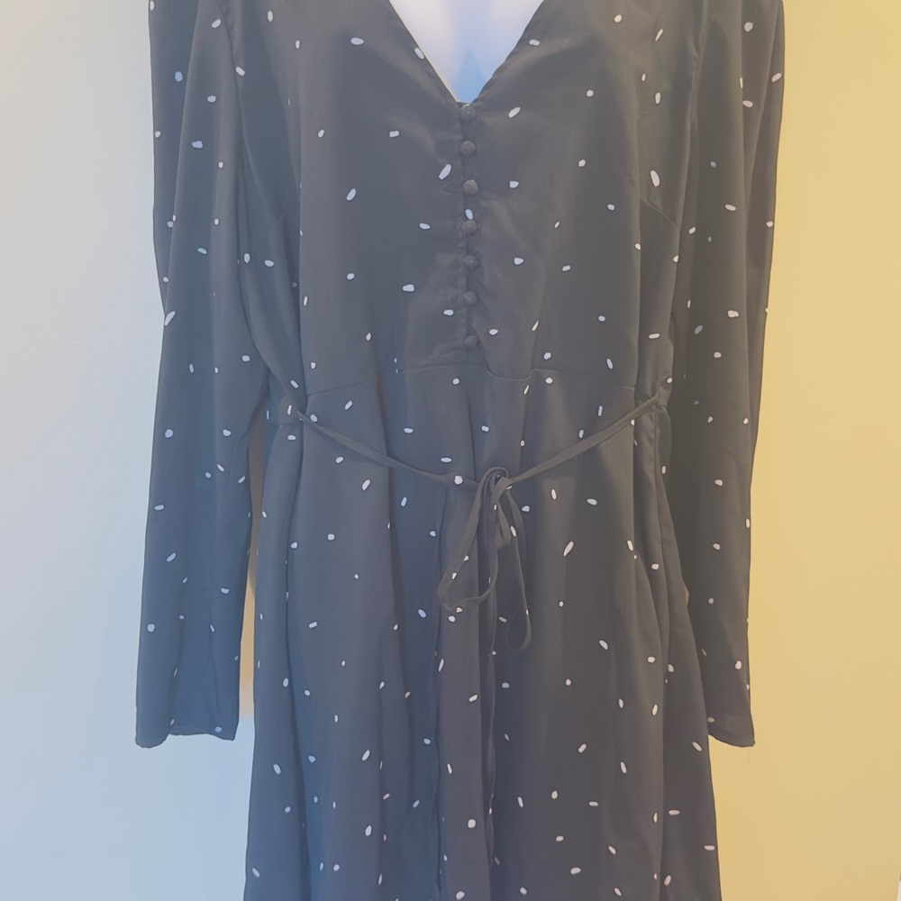 Missguided+ Black Long Sleeve Dress with White Dots